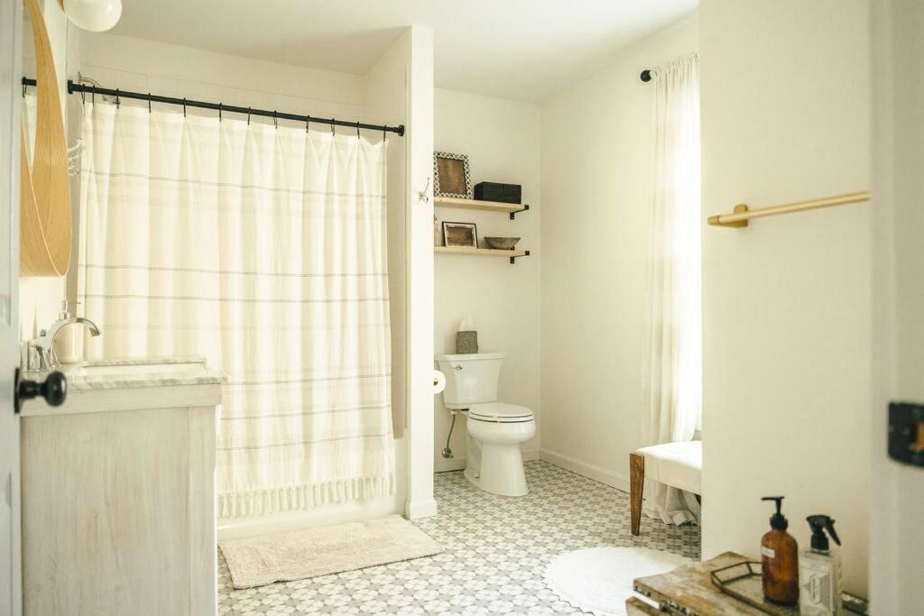 Cozy Cottage, Hot Tub, Fire Pit, 15Min To Hudson And Hiking Catskill Exterior foto